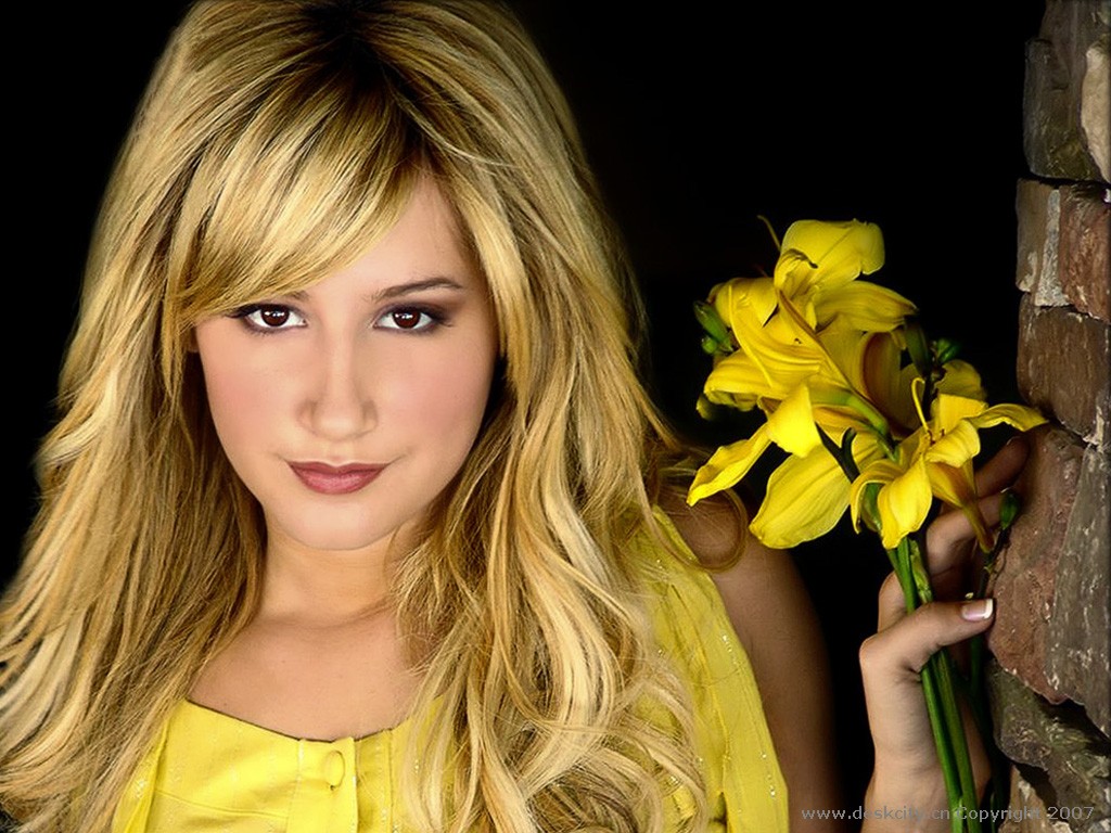 Ashley Tisdale