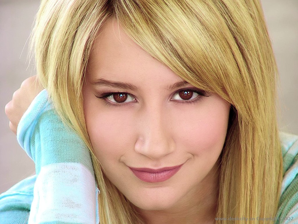 Ashley Tisdale